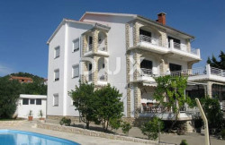 /c_images/thumb_3559547_2_1746635910_villa-olga-1.jpg