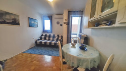 /c_images/thumb_3565559_3_malinska_studio_apartman_na_odlicnoj_lokaciji_prodaja_04.jpg