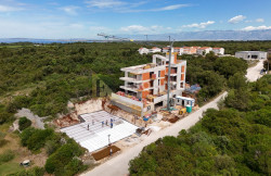/c_images/thumb_3568549_4_1748813650_dji_20250526120454_0020_d.jpg