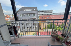 /c_images/thumb_3569011_4_1747823968_04_stan_prizemlje_balkon.jpg