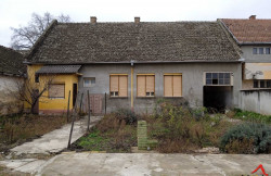 /c_images/thumb_3571318_2_kuce-centar-3003750-idyqv.jpg