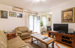 /c_images/thumb_3577904_1_stan-momisici-izdavanje-podgorica-1-scaled.jpg