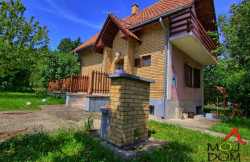 /c_images/thumb_3578590_4_kuce-Cortanovci-3004461-nsyvm.jpg