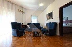 /c_images/thumb_3581744_2_11714_3Aim_Izdavanje_Stan_Podgorica.jpg
