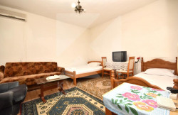 /c_images/thumb_3581746_3_1417_0R8U_Izdavanje_Kuca_Podgorica.jpg