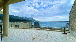 /c_images/thumb_3583235_1_aus-s-3-spalnyami-v-bechichi-neveroyatnyj-vid-na-more-01.jpg