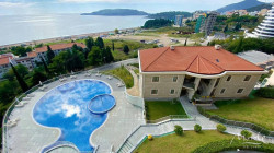 /c_images/thumb_3583235_3_aus-s-3-spalnyami-v-bechichi-neveroyatnyj-vid-na-more-03.jpg