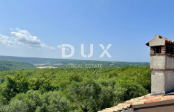 /c_images/thumb_3586114_3_49463776_istria-buje-artists-house-with-panoramic-view-1.jpg