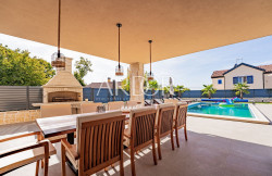 /c_images/thumb_3586877_4_1746690867_vile-krk-villa-tatjana-64.jpg
