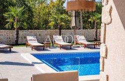 /c_images/thumb_3586883_2_1745828072_vile-krk-villa-silvia-41.jpg