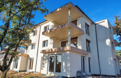 /c_images/thumb_3587975_1_133_njivice_novi_apartman_u_prizemlju_miro_nekretnine_02.jpg