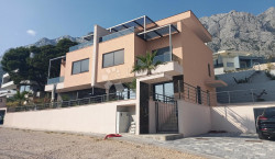 /c_images/thumb_3588292_1_1749715059_kuca-makarska-17.jpg