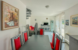/c_images/thumb_3589585_3_591_novigrad-wohnung-mit-galerie-400-m-vom-meer-entfernt.jpg