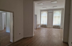 /c_images/thumb_3591618_4_-img-khx35p5e4d-izdavanje-lux-salonac-beograd-terazije-4.jpg