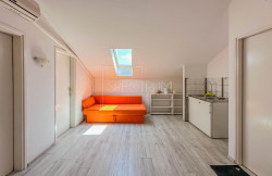 /c_images/thumb_3593260_2_1750245995_novigrad-2-bedroom-apartment-in-the-center.jpg