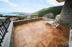 /c_images/thumb_3594541_3_hnaya-villa-v-bechichi-s-bassejnom-i-panoramnym-vidom-03.jpg