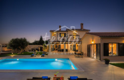 /c_images/thumb_3594688_2_1750409646_villa-perla-verde-kunj-41.jpg