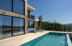 /c_images/thumb_3595167_2_-roskoshnaya-villa-v-sovremennom-stile-v-kavach-tivat-02.jpg