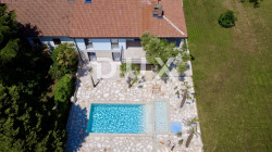 /c_images/thumb_3596421_4_1750147043_istra-umag-beautiful-house-by-the-sea-7.jpg