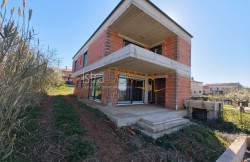 /c_images/thumb_3600685_1_1751268998_1749542397_plot-10797-rear-view-1.jpg