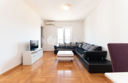 /c_images/thumb_3601954_1_lo-one-bedroom-apartment-for-rent-podgorica-montenegro-1.jpg