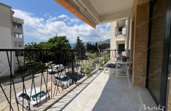 /c_images/thumb_3602973_1_vartira-v-sovremennom-zdanii-v-rajone-selyanovo-tivat-08.jpg