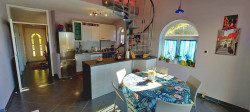 /c_images/thumb_3603711_1_kuca_s_4_apartmana_u_neposrednoj_blizini_plaze_prodaja_.jpeg