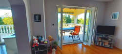 /c_images/thumb_3603711_4_kuca_s_4_apartmana_u_neposrednoj_blizini_plaze_prodaja_.jpeg