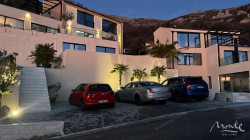 /c_images/thumb_3603725_3_etazhnaya-villa-v-przhno-s-bassejnom-i-vidami-na-more-03.jpg