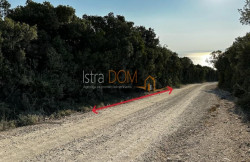 /c_images/thumb_3606153_1_zemljista-peruski-duga-uvala-400-metara-mora-slika-21181.jpg