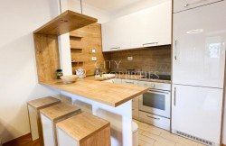 /c_images/thumb_3606584_4_-site-8-agency-cityproperties-img-nh6mpagx3n-logo-edit-4.jpg