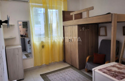 /c_images/thumb_3606685_1_1751965540_79a8bfc7-2173-4325-bcd1-2407855bf2c9.jpeg