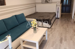 /c_images/thumb_3607364_2_1752140516_prodajem-apartman-u-istri-i2-861105.jpg