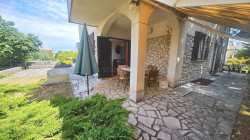/c_images/thumb_3608368_3_tojeca_kuca_s_prostranom_okucnicom_blizu_mora_prodaja_76.jpg