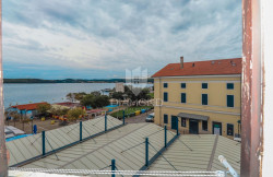 /c_images/thumb_3610225_1_1698476375_flat-for-sale-rovinj-14.jpg