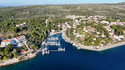 /c_images/thumb_3610722_3_1752067092_milna-drone-image-9.jpg