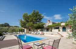 /c_images/thumb_3613152_1_Croatia-Trogir-area-sea-view-real-estate-for-sale-3.jpg