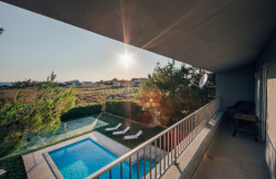 /c_images/thumb_3613403_1_tia-Zadar-Nin-modern-beach-villa-with-pool-for-sale-12-1.jpg