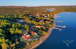 /c_images/thumb_3613405_1_-island-seafront-land-for-sale-with-building-permit-12-1.jpg