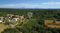 /c_images/thumb_3617365_1_barban-okolica-gradevinsko-zemljiste-okruzeno-prirodom_4.jpg