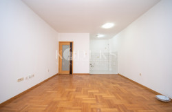 /c_images/thumb_3620150_3_vanje-poslovni-prostor-office-space-for-rent-podgorica-4.jpg