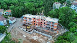 /c_images/thumb_3620223_1_dji_fly_20250510_182402_29_1746894263687_photo_optimized.jpg