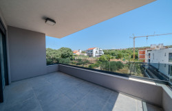 /c_images/thumb_3622560_3_2025104857_kroatien-immobilien-meer-s7-penrhouse-diklo-1.jpg