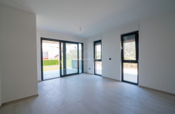 /c_images/thumb_3622561_4_3082025102900_kroatien-immobilien-meer-prizemlje-diklo-4.jpg
