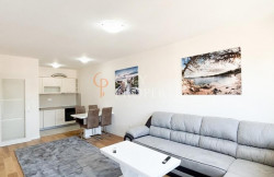 /c_images/thumb_3623568_1_age-site-8-agency-cityproperties-img-z3tkx2xsoa-img-4460.jpg