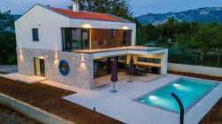 /c_images/thumb_3625155_1_6894783e7df5f1_villa_for_sale_labin-1-.jpg