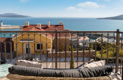 /c_images/thumb_3627069_2_palnyami-i-vidom-na-more-v-marina-village-lustica-bay-02.jpg