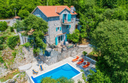 /c_images/thumb_3628787_3_c8d_120-20luxury20stone20house20with20a20pool20Lustica-2.jpg