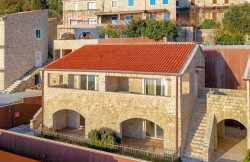 /c_images/thumb_3628835_4_2-one-bedroom-apartment-in-Mediterranean-style-Rezevici.jpg