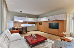 /c_images/thumb_3628845_4_3-luxury-two-bedroom-apartment-in-Gospostina-Budva.jpg